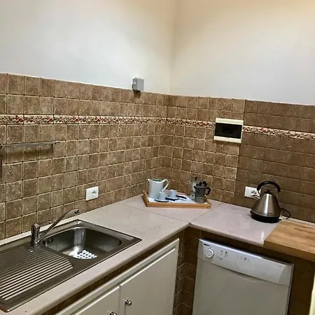 לינה וארוחת בוקר Tenuta Agnusdei מנדוריה